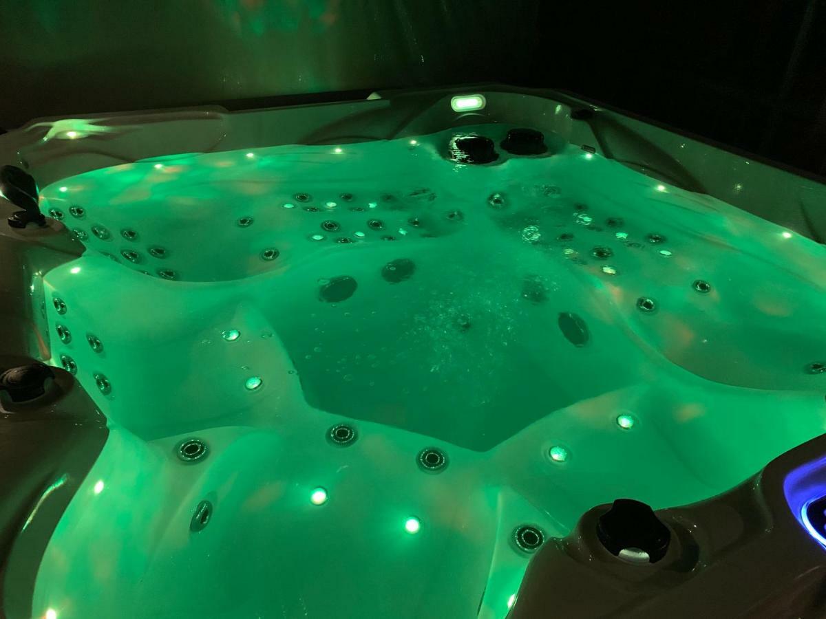 Thailand Lounge Whirlpool Sauna Spa Leilighet Geesthacht Eksteriør bilde